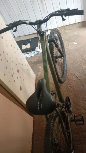 Vendo bike aro 29 não tem nem 1 ano de uso
