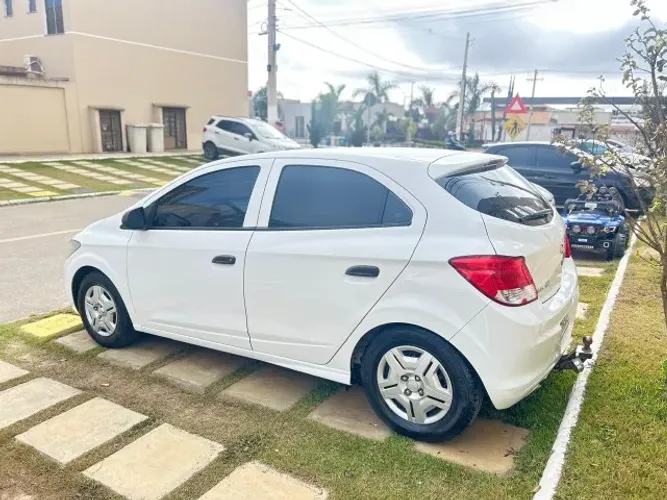 Chevrolet Onix JOY Hatch 1.0 8V Flex Mec. 4P 2018