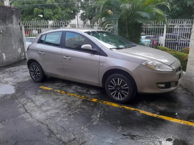 Fiat Bravo Essence Dualogic 1.8 Flex 16V 5P 2011