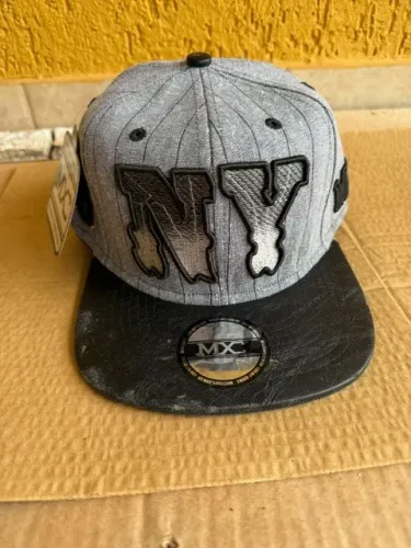 BONÉ MXC SKATEBOARDS - SNAPBACK