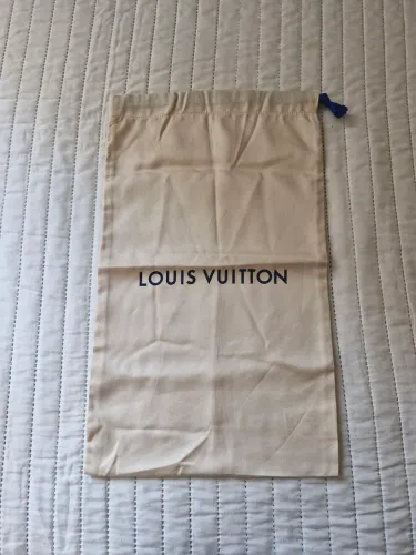 Dustbag Louis vuitton