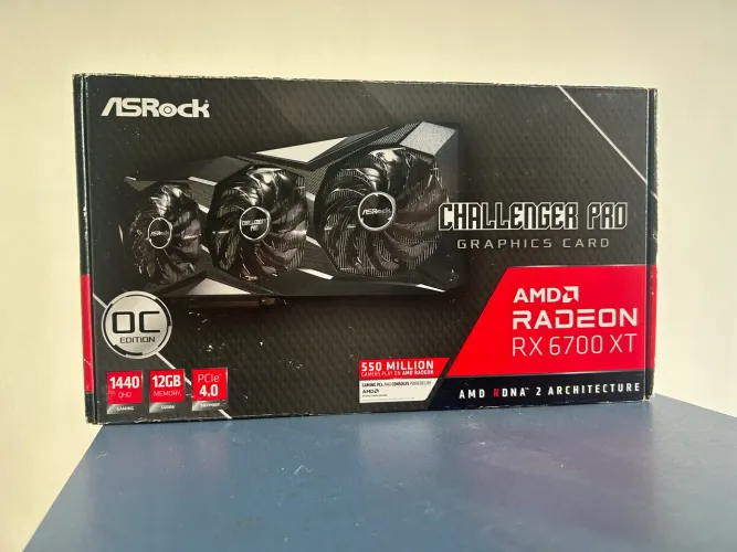 Placa de vídeo amd Rx 6700 XT 12GB ASROCK