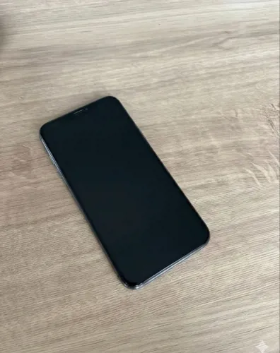 iPhone XS Max 256GB + Cabos e Várias Capinhas (Ler Descrição)