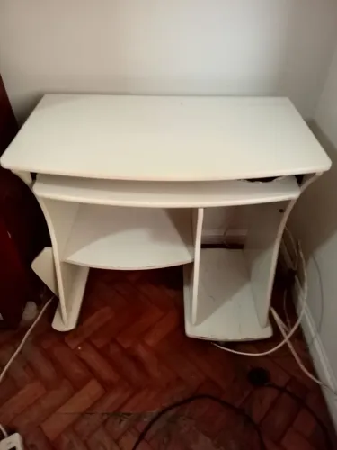 Mesa de computador.