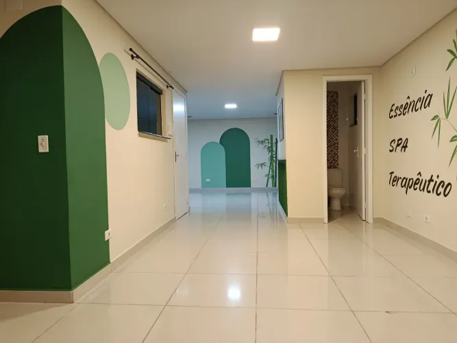 Alugo sala comercial 1° andar