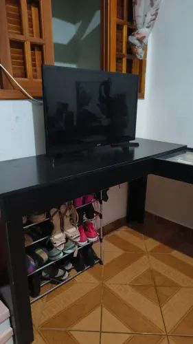 escrivaninha de canto, modelo Penteadeira Star