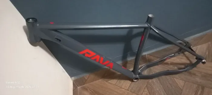 Quadro Rava Cave 29 TAM.19 Boost
