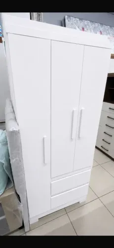 Guarda roupa bebê / solteiro