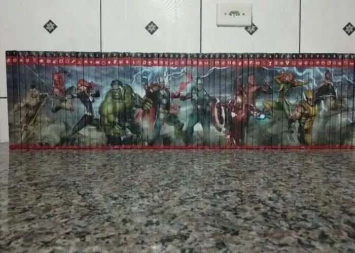 Coleção de Graphic Novels Marvel Herpes - Capa vermelha