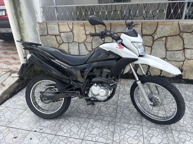 Bros 160 em perfeito estado