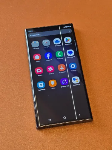 Samsung s23 ultra risco na tela