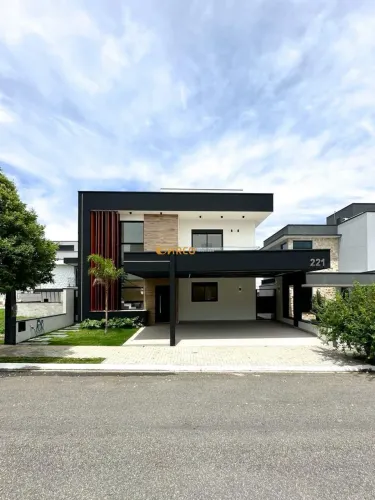 Sobrado à venda no Condomínio Reserva Aruanã 100% Automatizada, 3 Suites - SJC