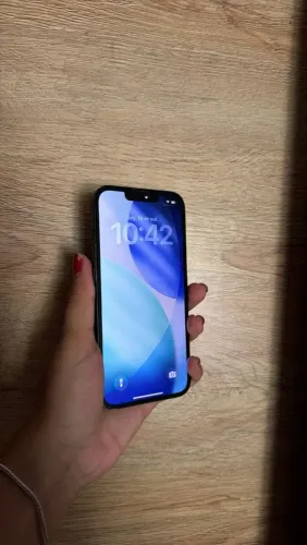 iPhone 13 128 GB