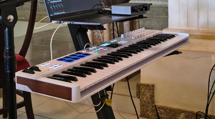 Arturia Keylab Essential 61 MK3 