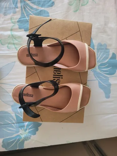 Melissa sandal original preta/rosa