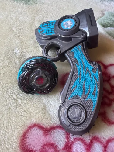 Beyblade L drago tornado