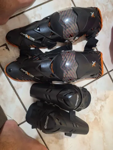 Conjunto Proteção Motocross - Joelheira Mattos + Cotoveleira Polisport