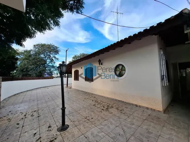 Casa à Venda 4 dorm Barão Geraldo