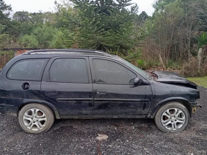 Chevrolet Corsa Wagon GLS 1.6 16V MPFI 4P 1998