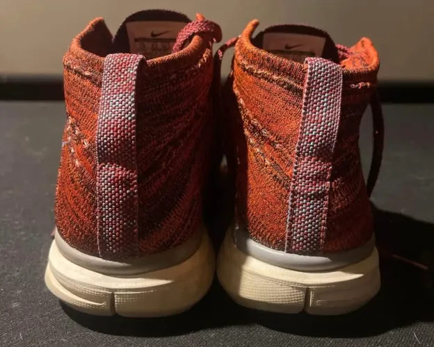 Nike Flyknit Chukka