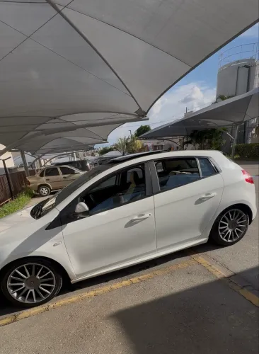 Fiat Bravo Sporting 1.8 Dualogic Flex 16V 5P 2013