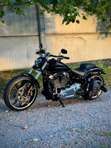 HD BREAKOUT 
