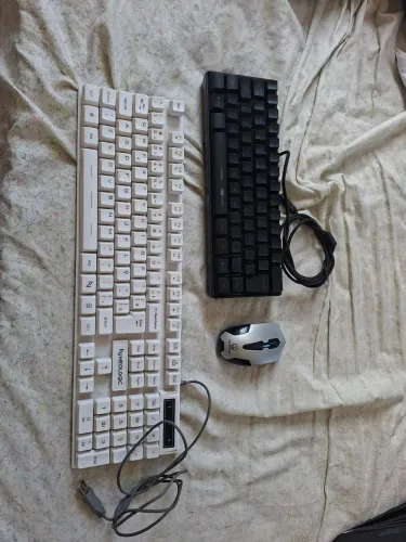 2 Teclados gamer e um mouse!!
