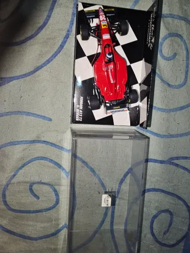 Minichamps 1/43 Ferrari 1995 Berger