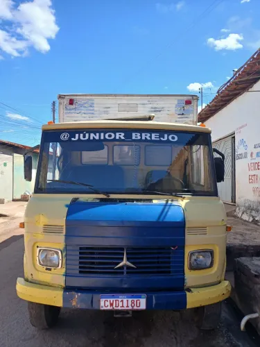 CAMINHÃO MERCEDES 608