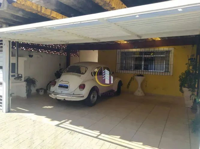 Sobrado com 3 Dormitórios + 2 Vagas Grandes, Perto de Tudo Mesmo ! Pode conferir !