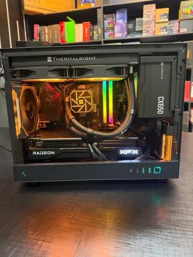 CPU mini tower Ryzen 7 9700X + RX 9060 XT 16GB