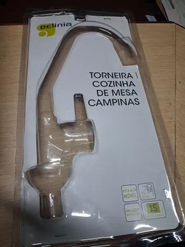 Torneira cozinha de mesa, marca delineado.