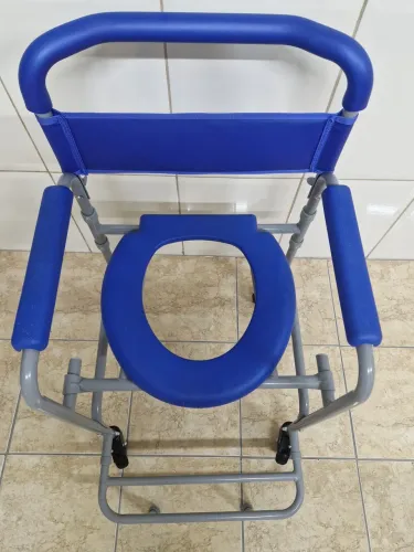 Cadeira de banho.