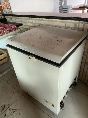 Freezer horizontal Cônsul 220l