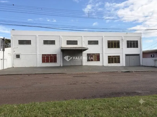 Sala comercial para locação com 211m² por R$5.500,00 na Rua Olindo Periolo - Bairro Pacaem