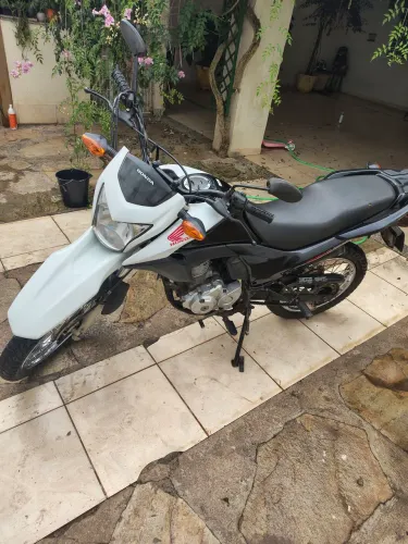 Bros 160