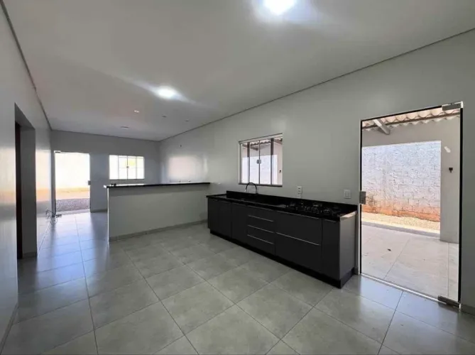 CASA CAUME AVISTA 180MIL A VISTA OU 15MIL DE ENTRADA 