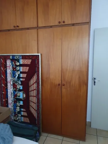 Quadro de tapeçaria com moldura