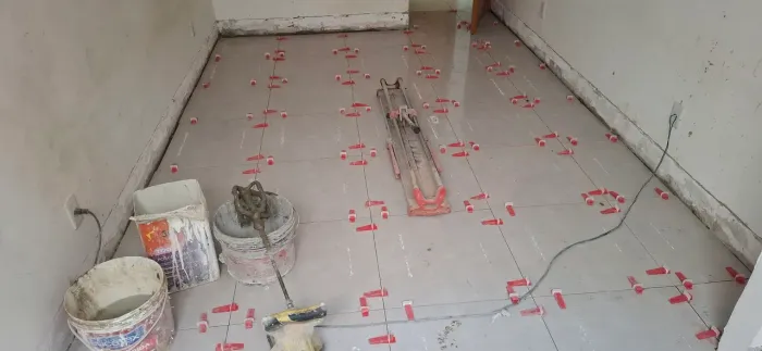 Pedreiro acabador e construtor