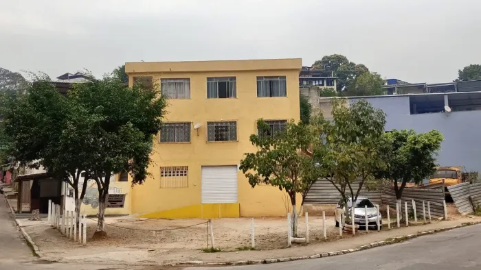 Alugo ponto para festas de aniversário com pátio particular