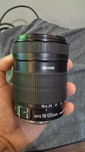 Vendo lente canon 18-135mm is com estabilizador 