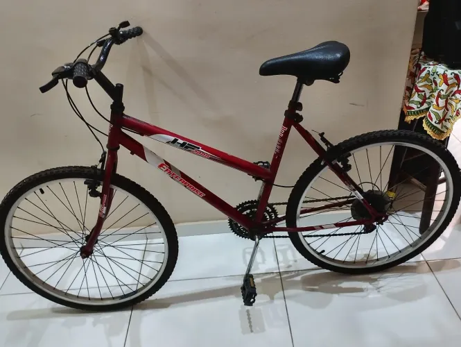 Vendo separadas ou juntas, R$700 cada Bicicletetas com marchas e Mola , pouco uso!!!!