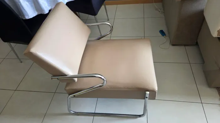 Poltrona confortável bege