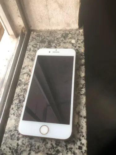 iPhone 8