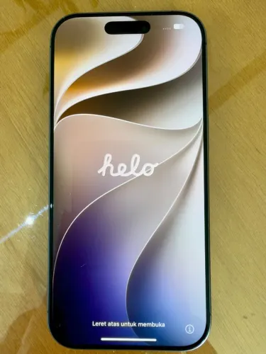 iPhone 17 256GB - Impecável, Bateria 97%, Garantia Apple até Dez/26