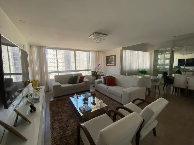 Imóvel para venda tem 161 metros quadrados com 4 quartos em Petrópolis - Natal - RN