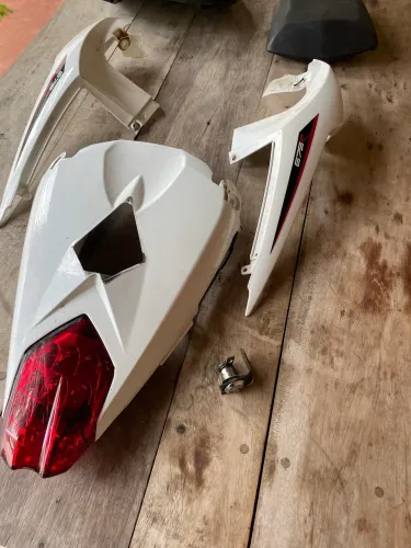 Peças Triumph Daytona 675