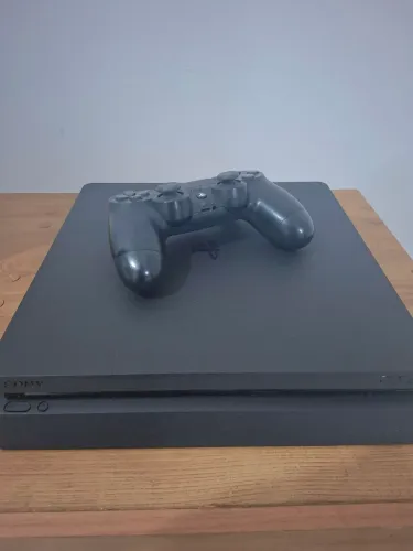PlayStation 4 1TB