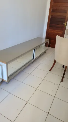 Rack projetado laqueado