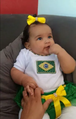 Body da copa do mundo + calcinha+ laço. 